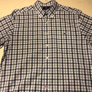 Vineyard vines slim fit tucker shirt new condition